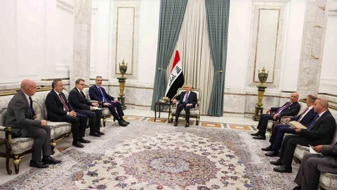 Hakan Fidan Irak'ta Cumhurbaşkanı ile Görüştü