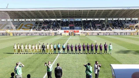 Muş'ta Muş Spor Farklı Kazandı