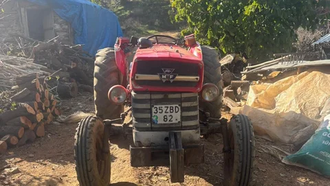 İzmir'de Traktör Kazası