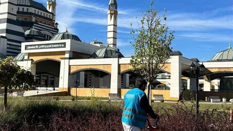 Diyarbakır'da Hükümlüler Peyzaj Çalışması Yaptı