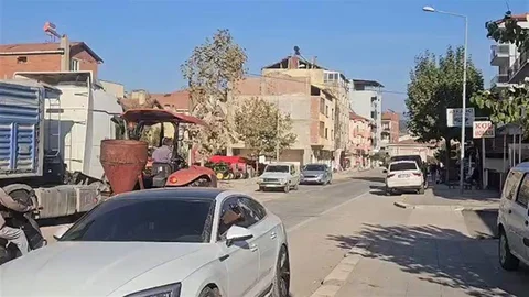 Balıkesir Sındırgı'da Deprem Alarmı