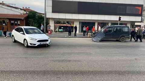 Antalya'da Kazada Ehliyetsiz Sürücüye Cezası Kesildi