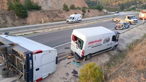 Bilecik'te Zincirleme Trafik Kazası