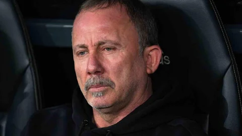 Sergen Yalçın Beşiktaş'ta Zor Günler Geçiriyor