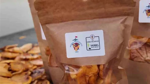 Honaz'da Cennet Hurması Cipsi