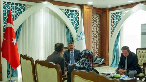 Hakkari'de Vali Çelik'ten Destek Mesajı