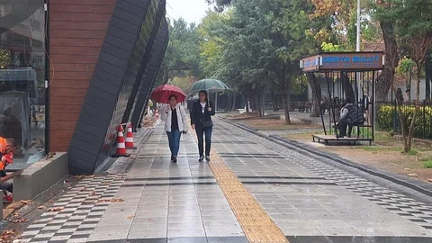 Kırklareli'nde Sağanak Yağış Etkili Oldu