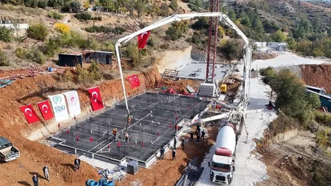 Kavaklıdere'de Toplu Konut Temeli Atıldı