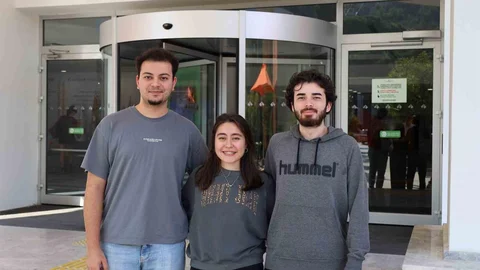 İzmirli Öğrenciler Lojistikte Birinci Oldu