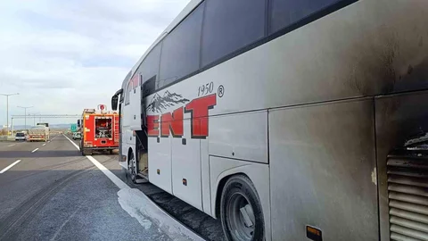 Bolu'da Yolcu Otobüsü Yangın Çıkardı