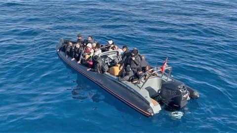 İzmir Urla'da Düzensiz Göçmen Yakalandı