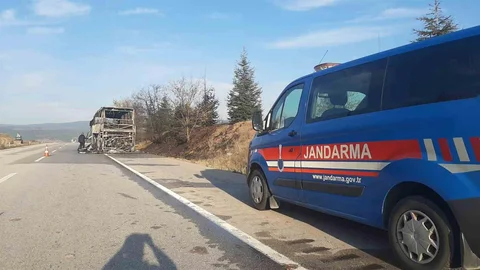 Karabük'te Yolcu Otobüsü Yandı