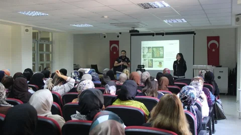 Cizre'de Narkotik Semineri Düzenlendi