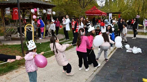 Kızılay Haftası Tunceli'de Coşkuyla Kutlandı