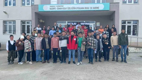 Kızılay Haftası'nda Özel Öğrencilere Destek