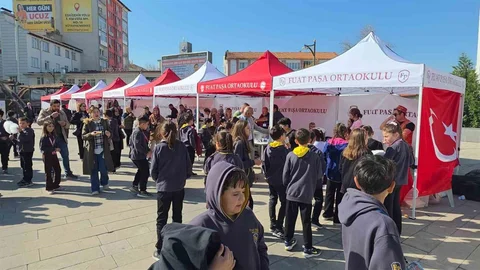 Gazze İçin Hayır Çarşısı Kuruldu