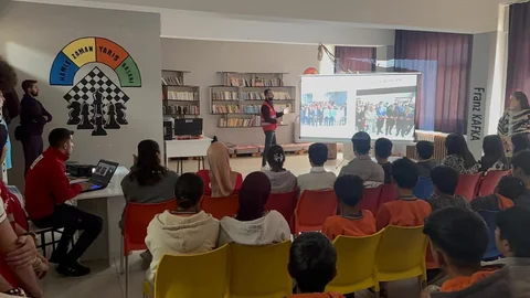 Patnos'ta Kızılay Haftası Etkinliği