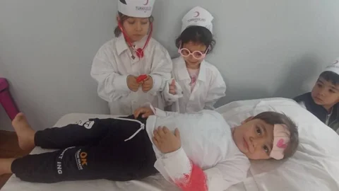 Minik Eller Kızılay'la Buluştu: Anamur'da Farkındalık Dolu Etkinlik