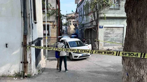 İzmir'de Kızılay Personeline Saldırı