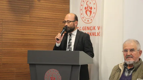 Kula'da Esnaflık Söyleşisi Yapıldı