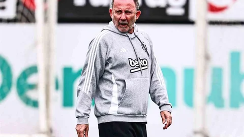 Beşiktaş'ta Üç Eksik İdman Yapıldı