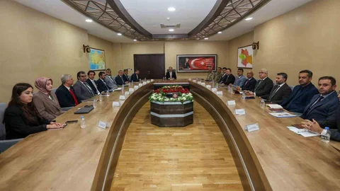 Siirt'te Bağımlılıkla Mücadele Toplantısı