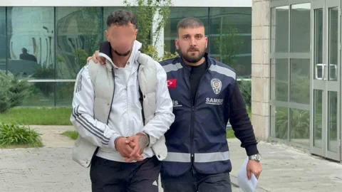 Kız arkadaşını korurken bıçaklandı