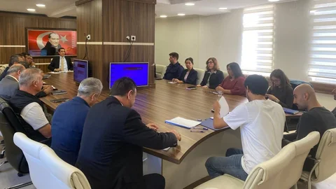 Bozyazı'da Sahipsiz Sokak Hayvanlarını Koruma Toplantısı