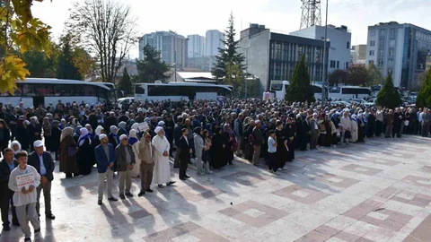 Bilecik'ten 305 Umreci Uğurlandı