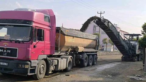 Şuhut'ta Alt Yapı Çalışmaları Sürüyor