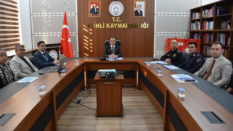 Salihli'de Metruk Binalar Toplantısı