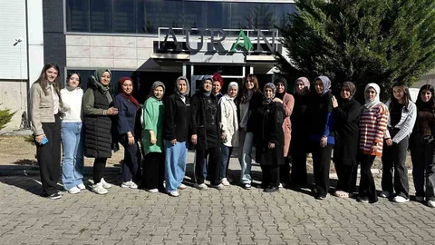 Auran Kozmetik Kadın İstihdamıyla Fark Yaratıyor