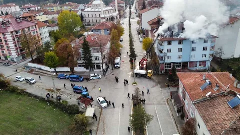 Kastamonu'da Bina Yangını Paniğe Neden Oldu