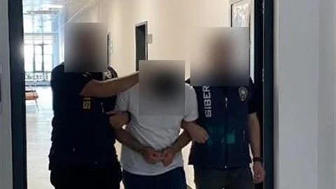 Kocaeli'de Sahte Kredi Kartı Operasyonu