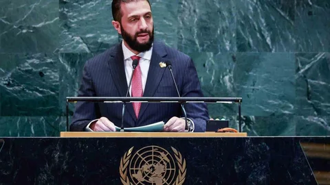 Suriye Devlet Başkanı'na Yaptırımlar Kaldırıldı