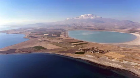 Van Gölü ve Arin Gölü Kadrajda