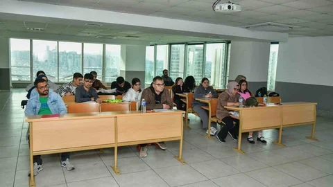 Esenyurt'ta Ücretsiz E-KPSS Eğitimi