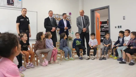 Kaymakam Akyüz'den Okul Ziyareti