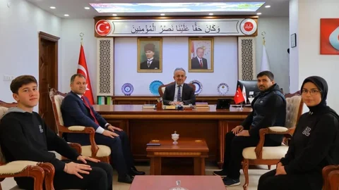 Bayburt Lisesi'nden Filistin'e Yardım