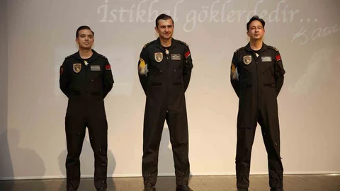 SOLOTÜRK Ekibi Eskişehir'de Buluştu