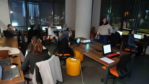 Başiskele'de Eğitim Merkezi Açıldı