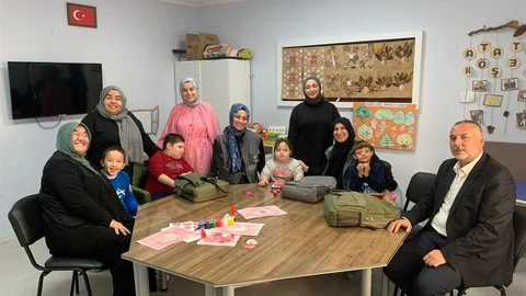 Pamukova'da Özel Öğrencilere Ziyaret