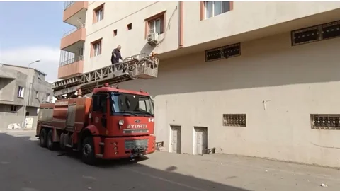 Mardin'de Sıkışan Güvercin Kurtarıldı