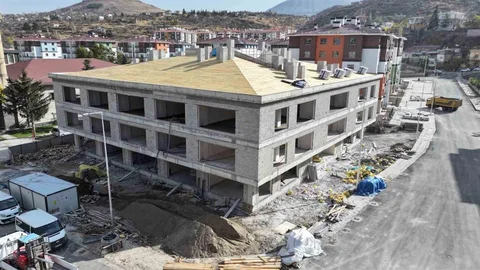 Hacılar'da Ticaret Alanları Gelişiyor