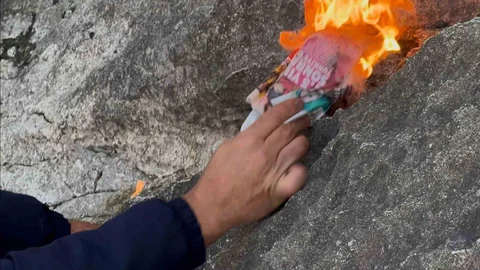 Eğirdir Gölü'nde Alevlerin Yükselmesi