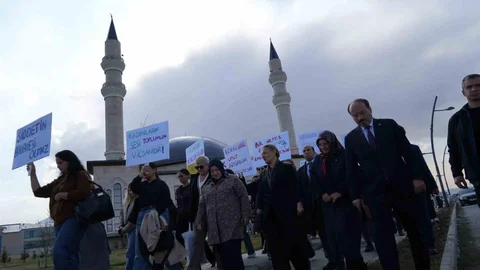 Erzurum'da Kadına Yönelik Şiddet Yürüyüşü