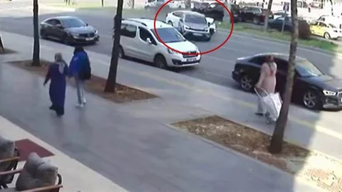 Diyarbakır'da Trafik Kazası Görüntülendi
