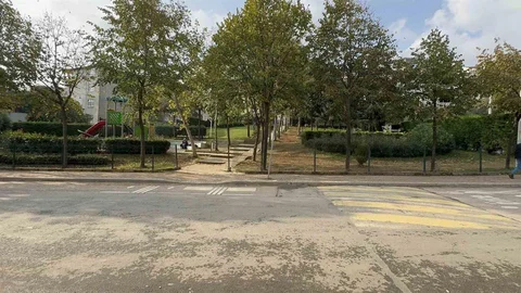 Kocaeli'nde Çöp Kamyonu Kazası