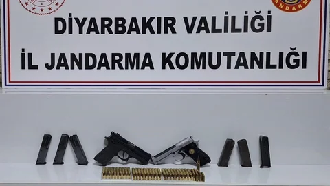 Diyarbakır'da Silah Operasyonu Gerçekleşti