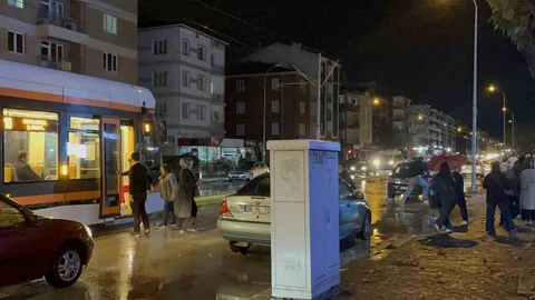 Eskişehir'de Aniden Yağmur Bastı